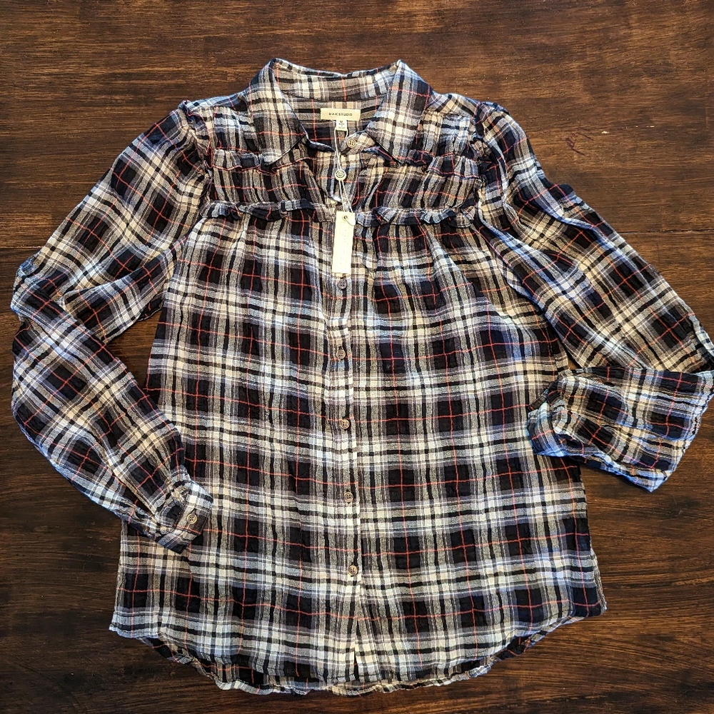 Max Studio NWT Flannel Sz Medium